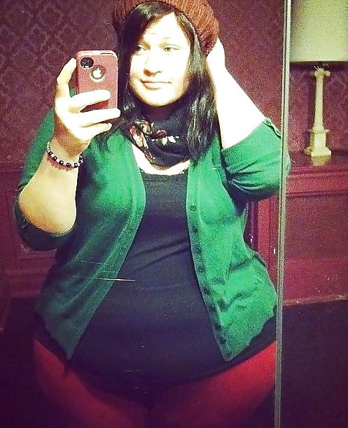 25P Non nude BBWs and SSBBWs