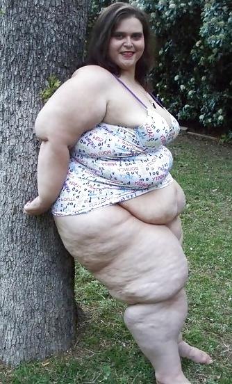 25P Non nude BBWs and SSBBWs