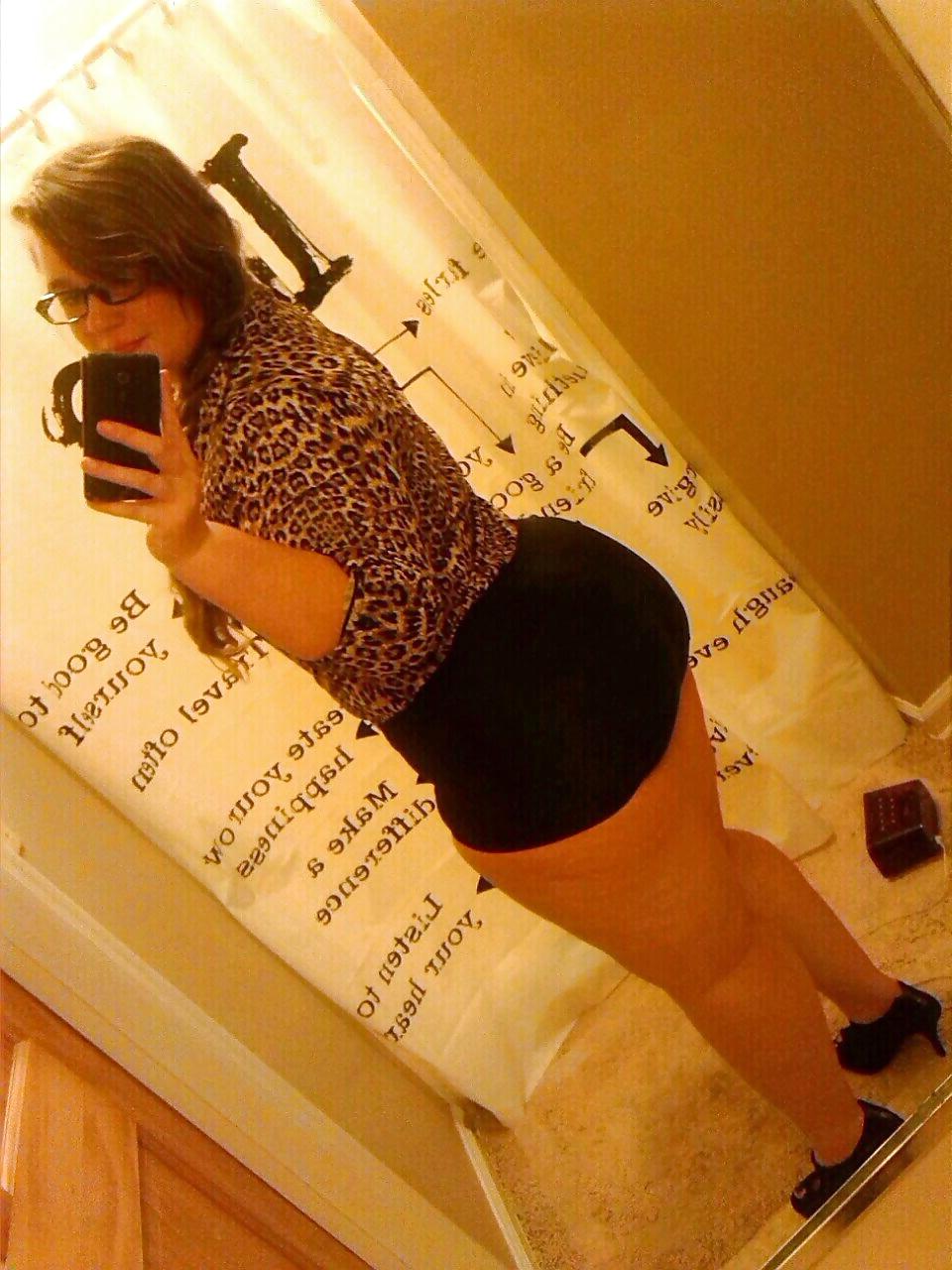 25P Non nude BBWs and SSBBWs