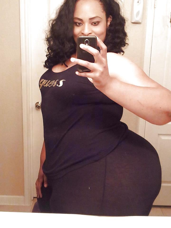 25P Non nude BBWs and SSBBWs