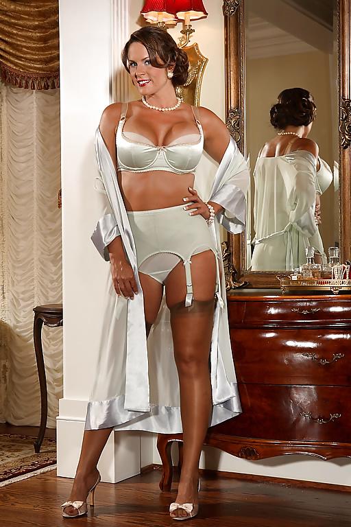 25P Sexy Lingerie Models - 3