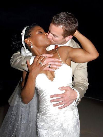 25P Interracial Romance.love ( NON-PORN )