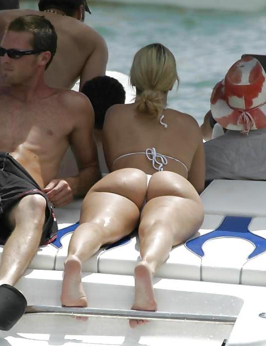 10P Girls on vacation