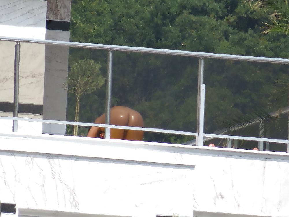 25P Super zoom