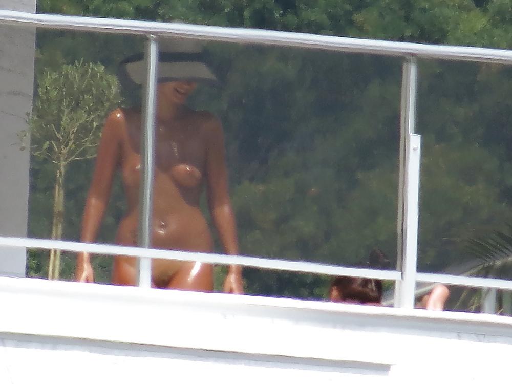 25P Super zoom