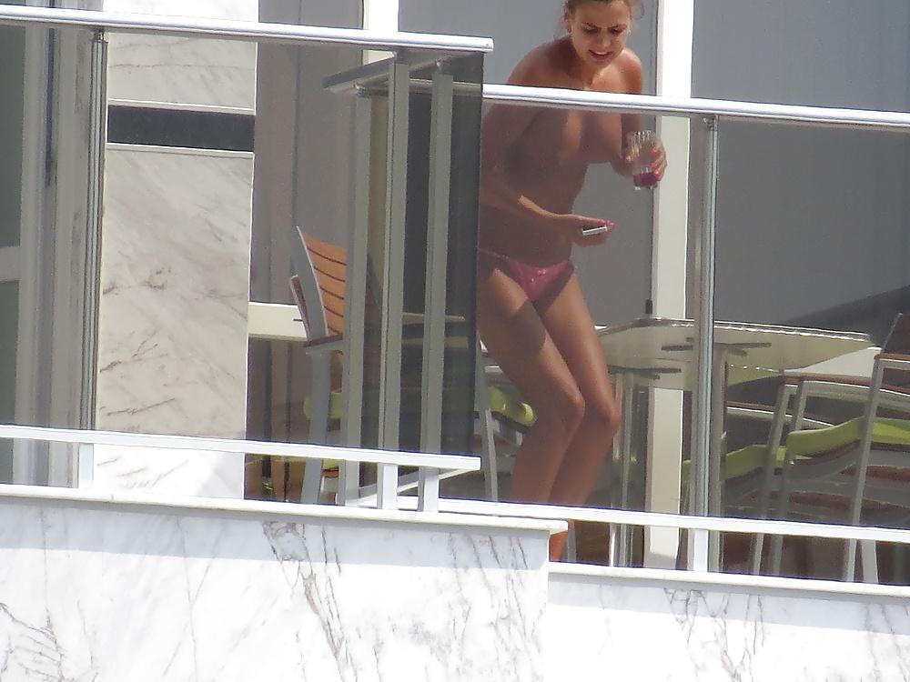 25P Super zoom