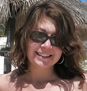 11P MIchelle & Gina - daughter and