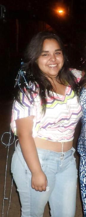 25P Claudia Tetona Chilena Non-Nude