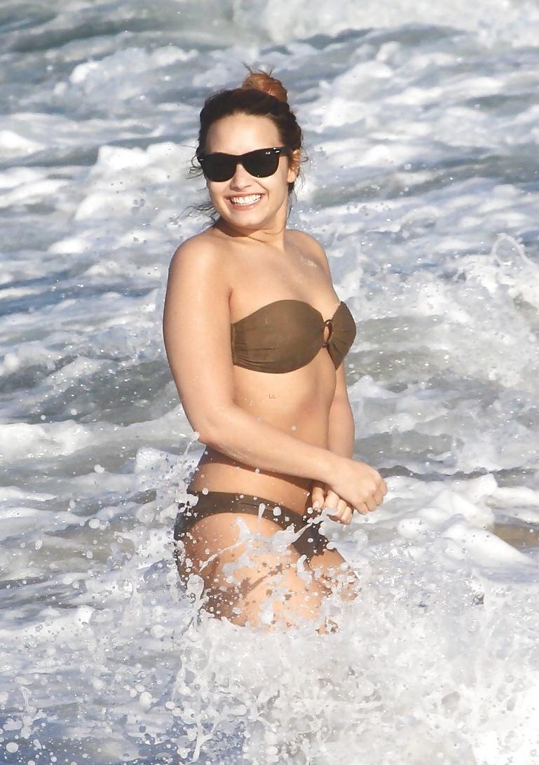 25P Demi Lovato vs. Demi Moore