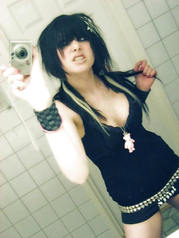 15P Nice (non nude) girls 39