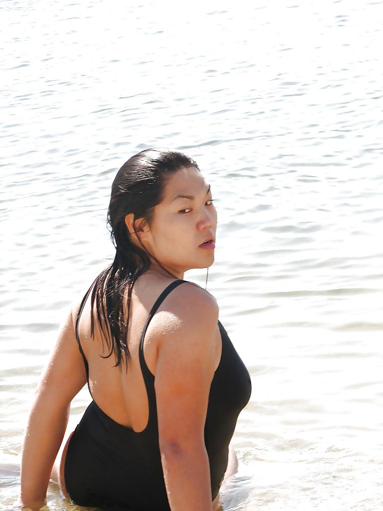 25P Asian wife sexy pics