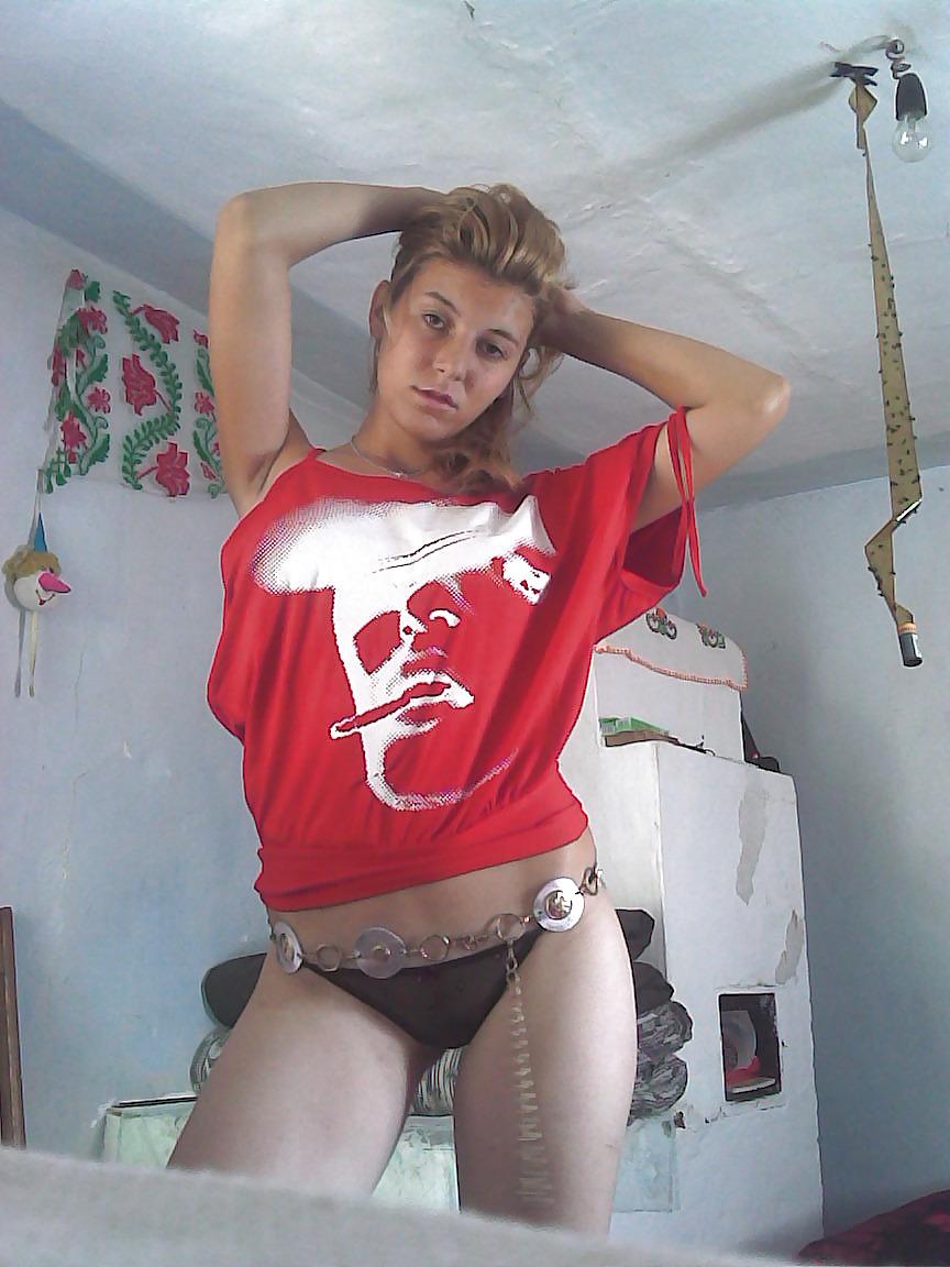 13P Romanian girl Nr 9 L7
