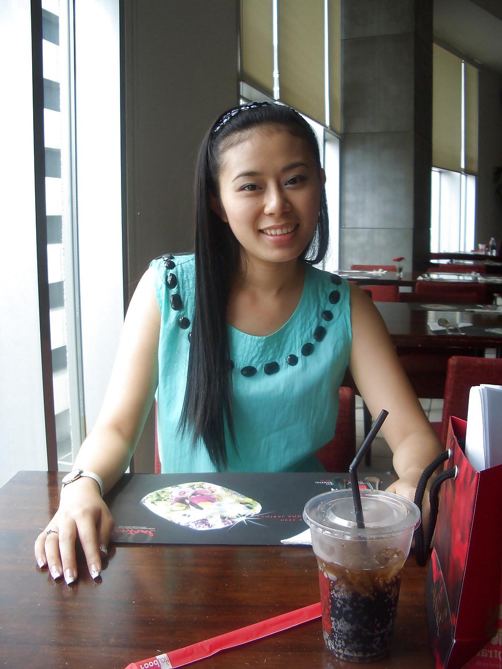 6P Asian Cutie