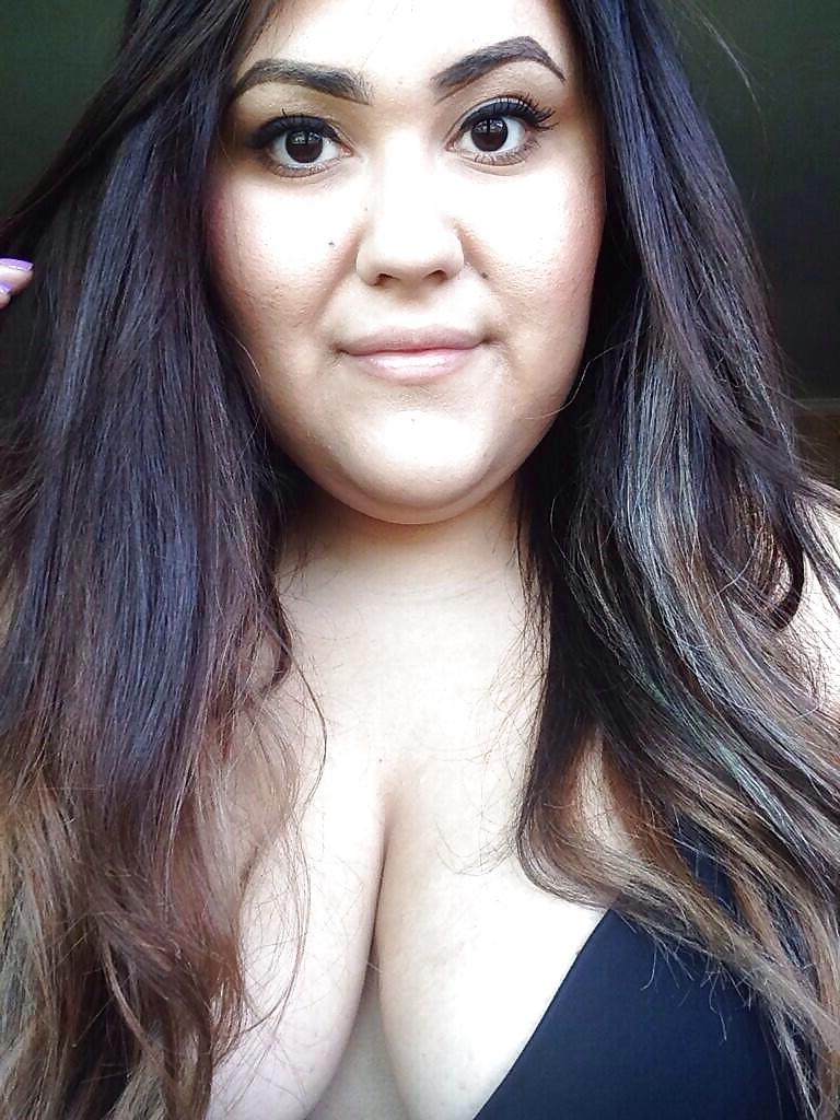18P Non nude BBWS