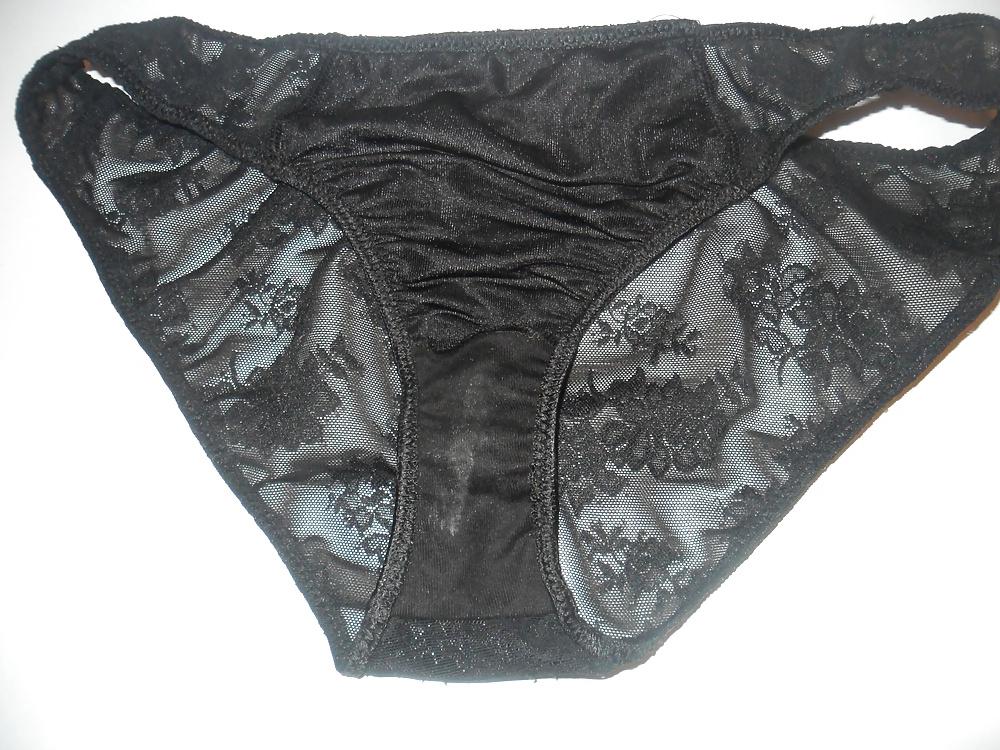 20P MY WIFE CLOSE UP PUSSY BEFOR SEX AND DIRTY PANTIES