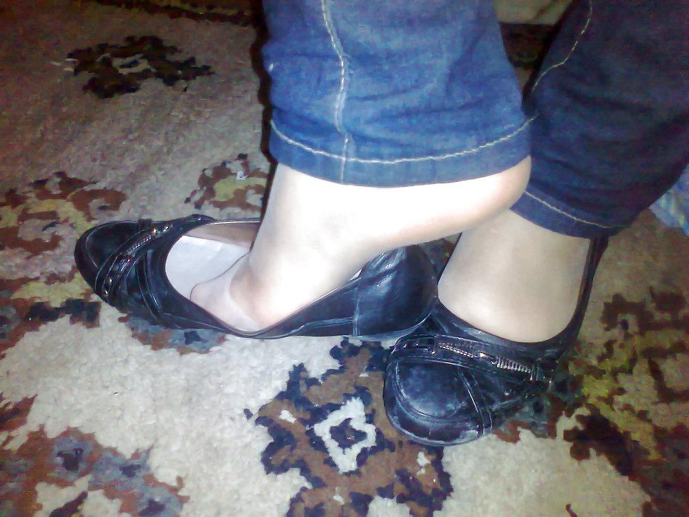 12P Les pieds d'une filles arabes tunisienne 2