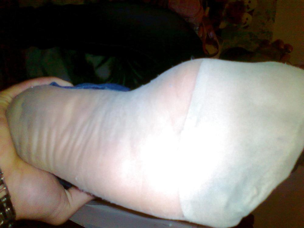12P Les pieds d'une filles arabes tunisienne 2