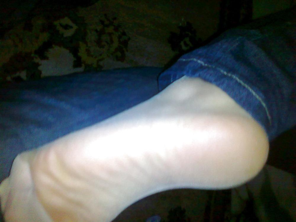 12P Les pieds d'une filles arabes tunisienne 2