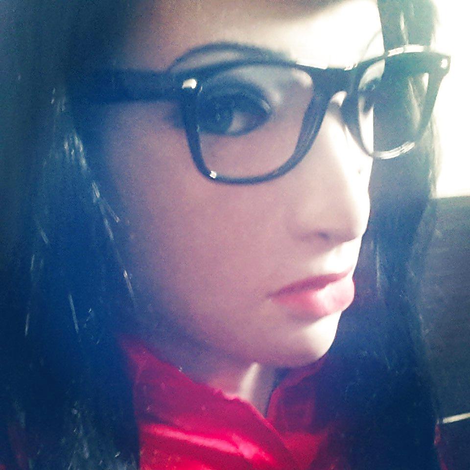 22P Satin&Rubber tranny Selfie