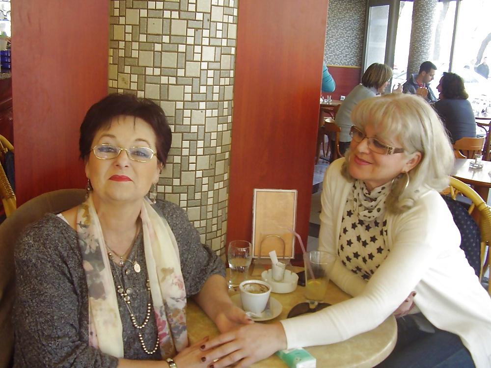 19P Blonde Mature Lady