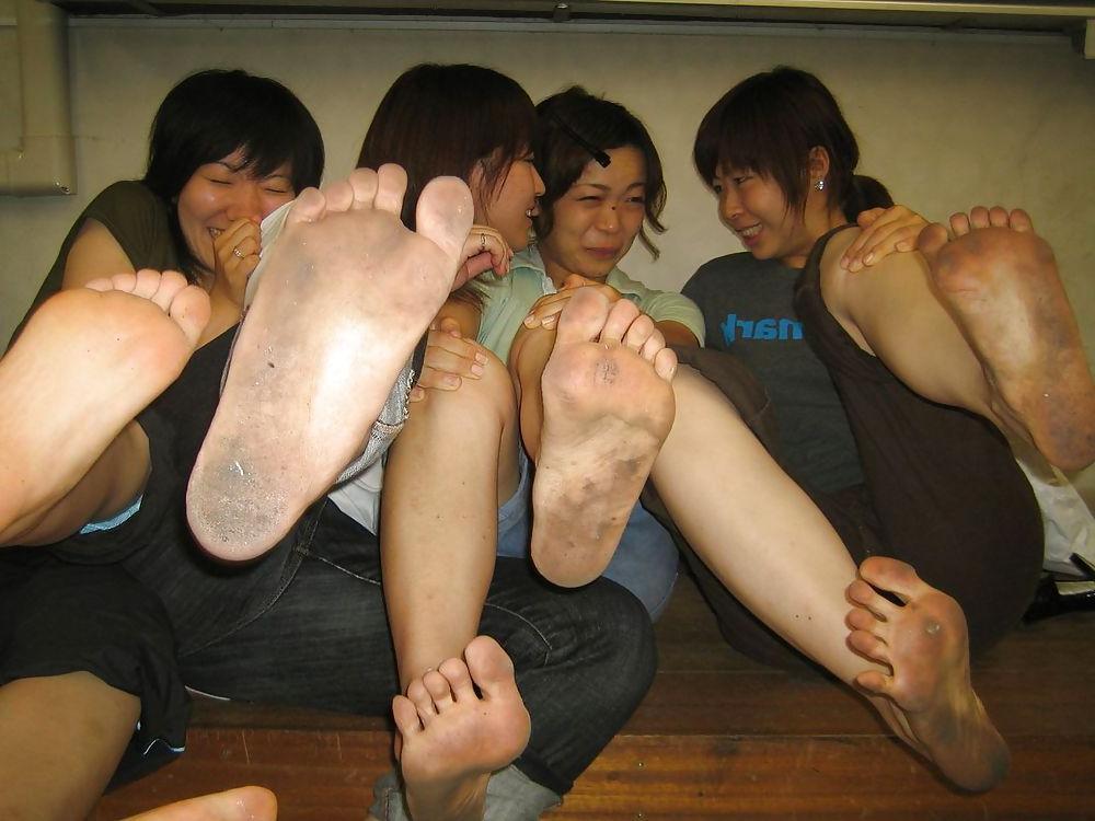 25P Asian Foot Fetish 17