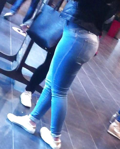 8P Candid teen huge jean ass, assfuck