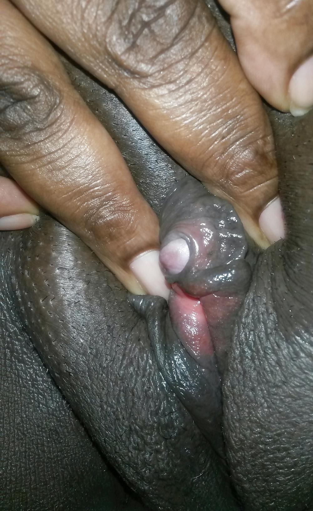 11P Clit & Pussy