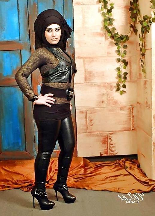 25P Hijab Muslim Arabic Sluts