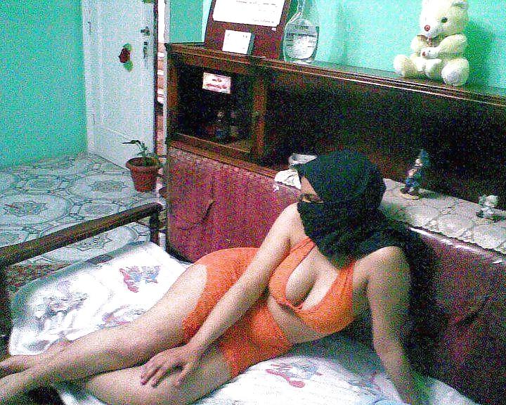 25P Hijab Muslim Arabic Sluts