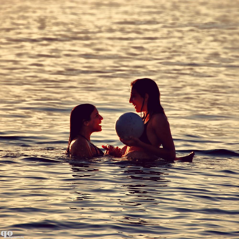 25P Lesbian romantic