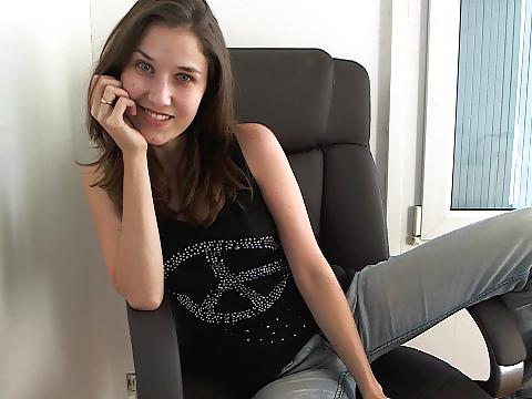24P Nephael sexy Webcam pix (part 2)
