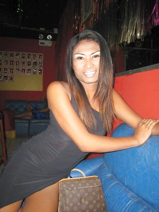 25P Ladyboy Noi from Pattaya