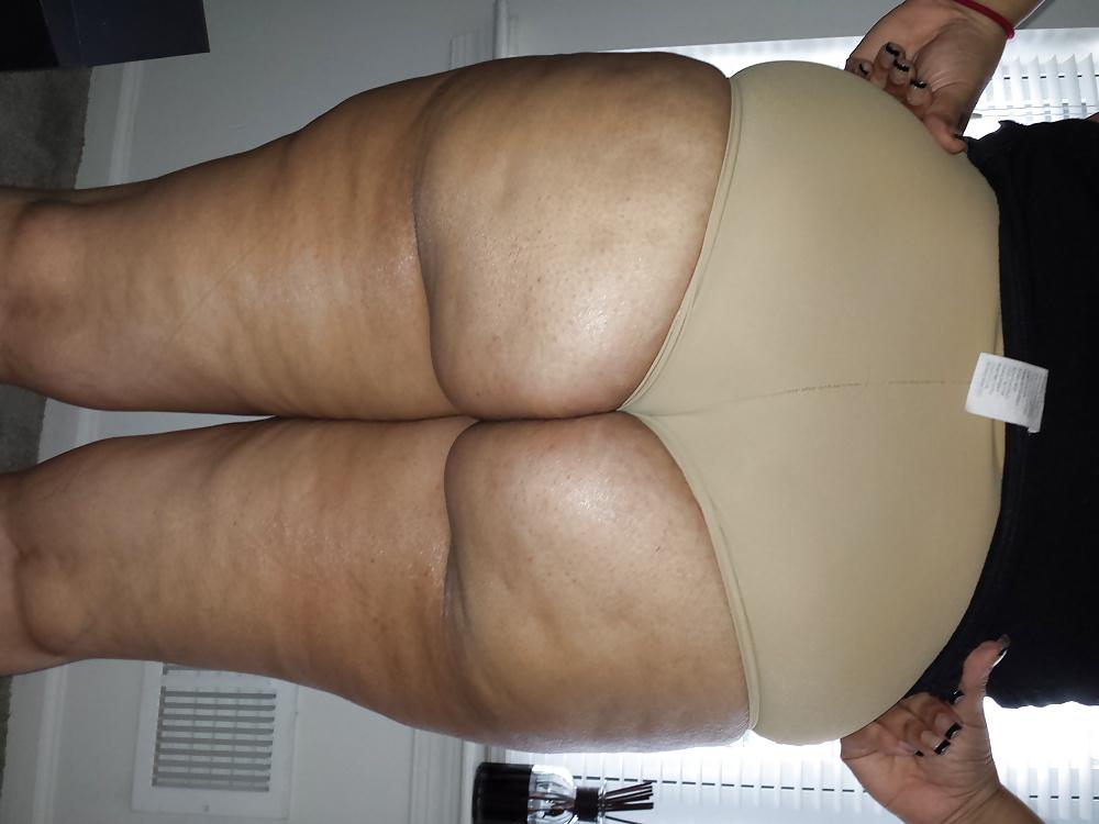 9P Latin wife thick ass cheeks nice and thick!!!