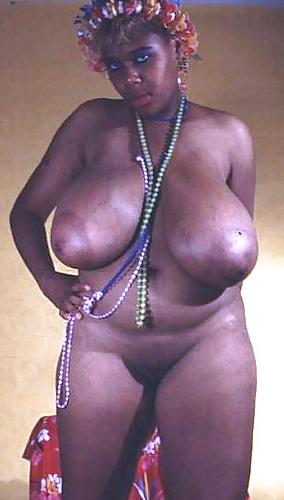 18P Huge Vintage Ebony Juggs