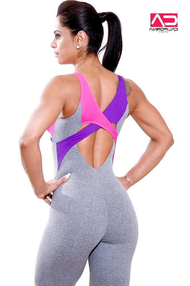 9P Big monster asses butt