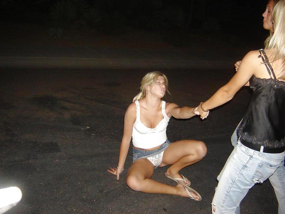 11P Upskirt neu