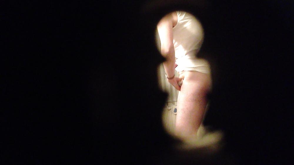 7P Voyeur im Bad