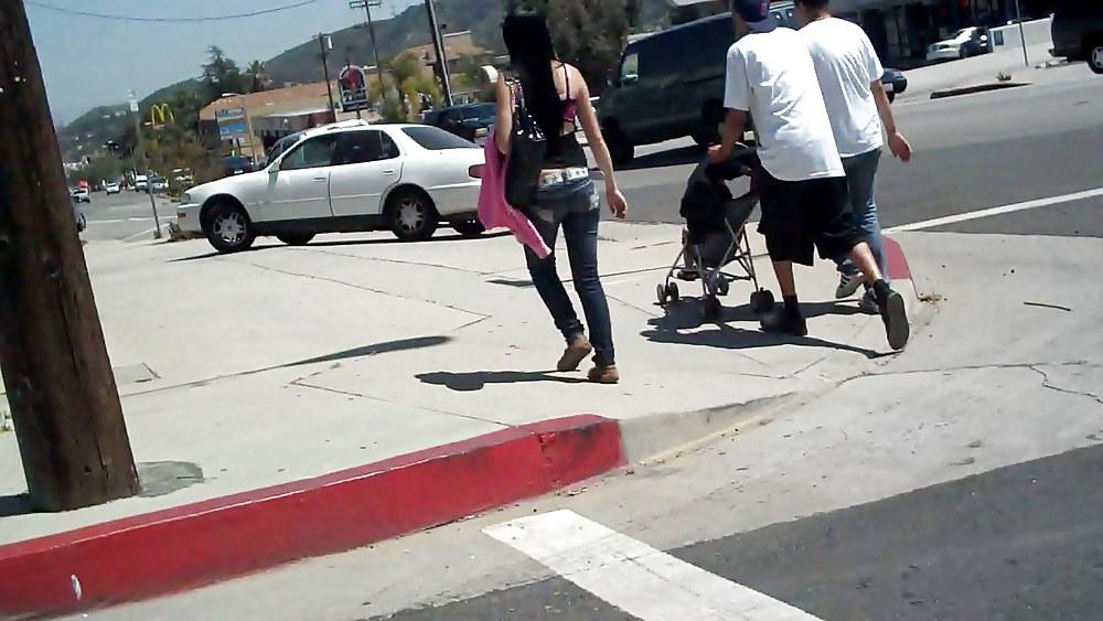 13P Butt crossing Ass in Jeans