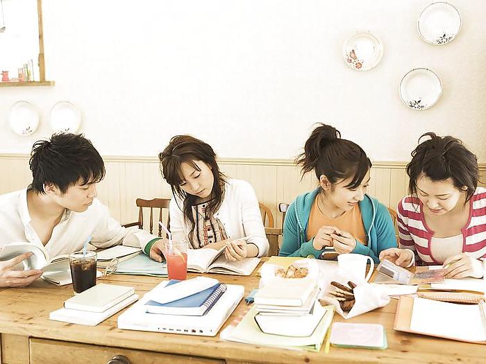 25P Asian College Students