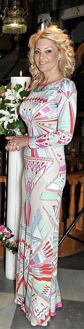 9P GREEK MILFS CELEB