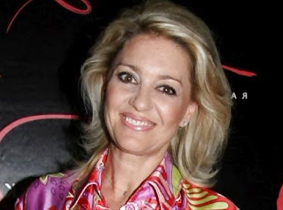 9P GREEK MILFS CELEB