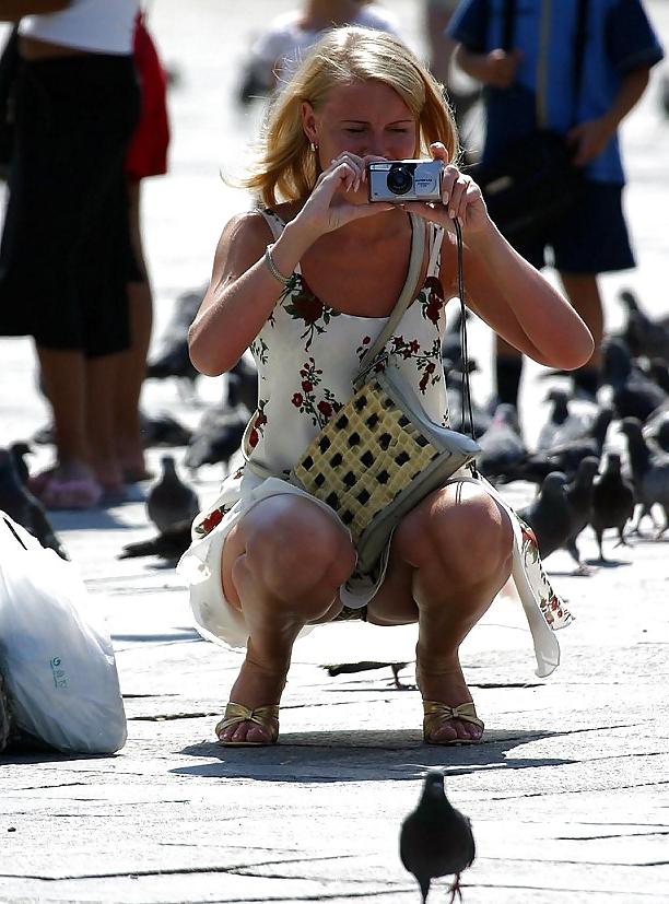 25P Voyeur Upskirt  #2