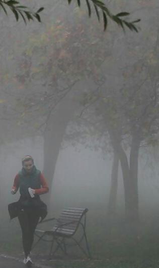 12P Spy jogging romanian