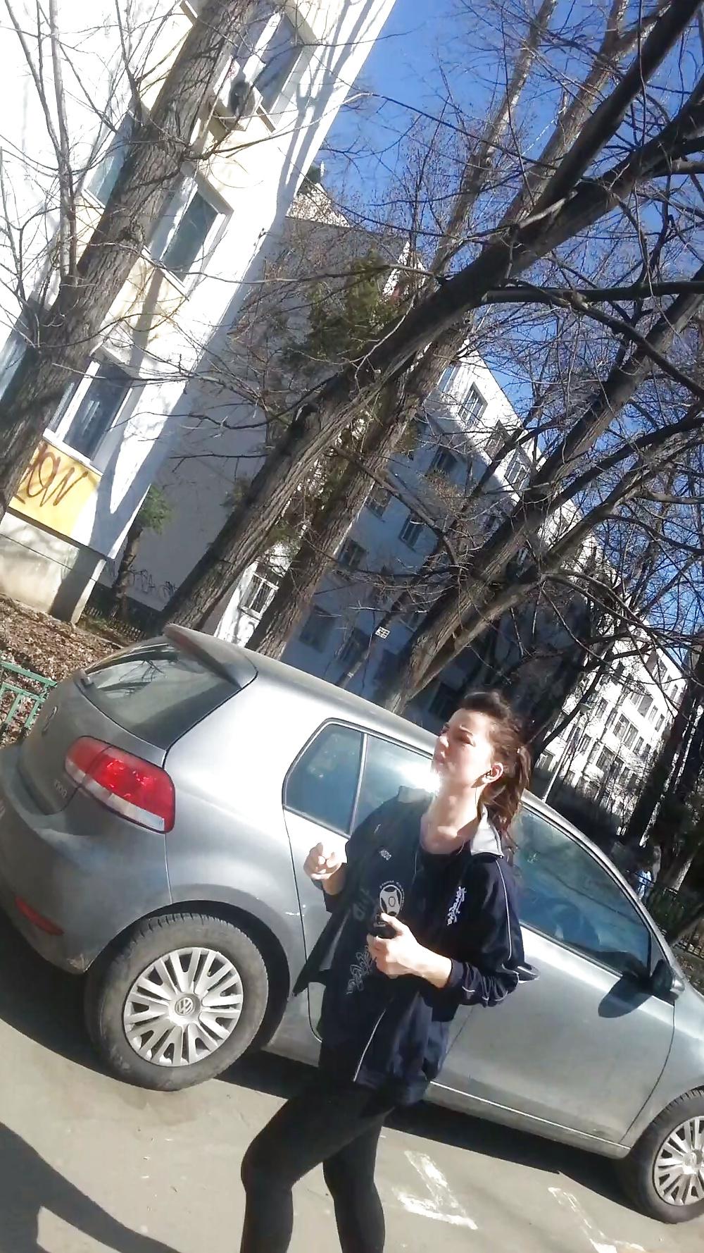 12P Spy jogging romanian
