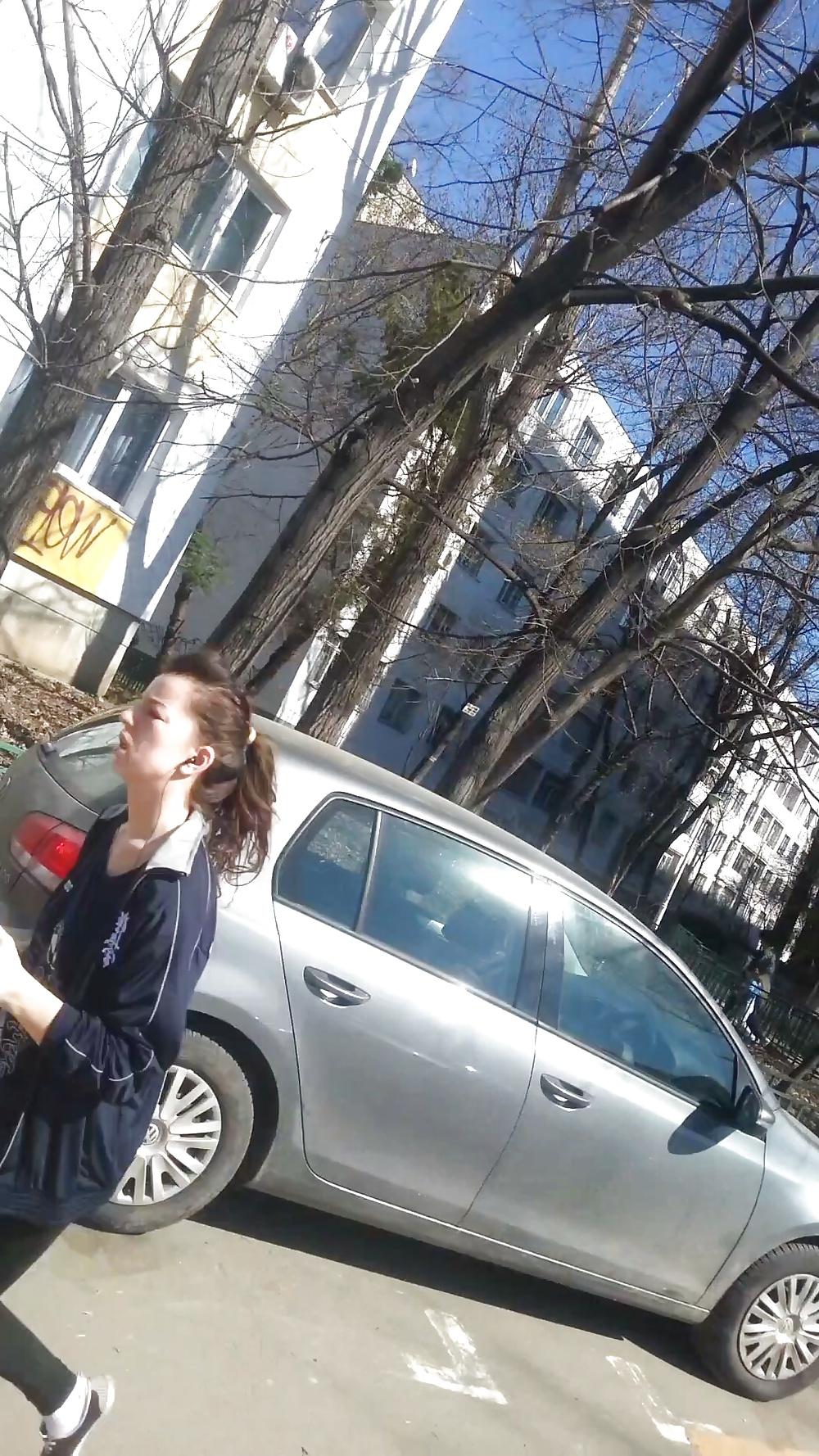 12P Spy jogging romanian