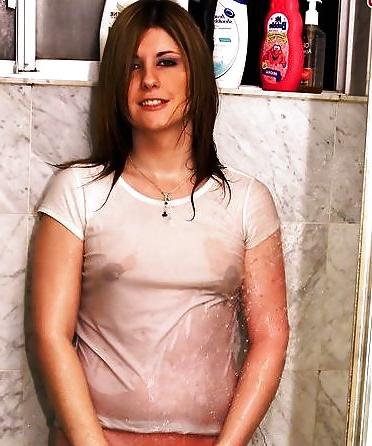 15P Amy Daly #1 (non-nude)