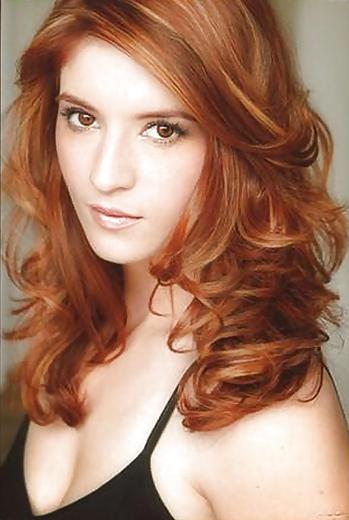 25P Anneliese van der Pol 
