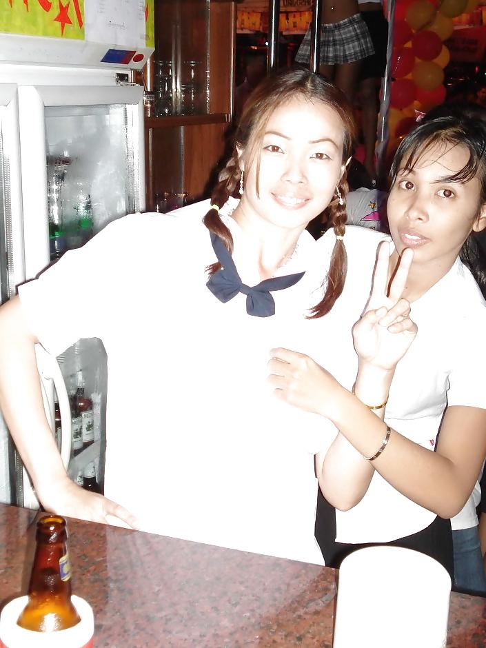 25P Ladyboy Schoolgirls Party