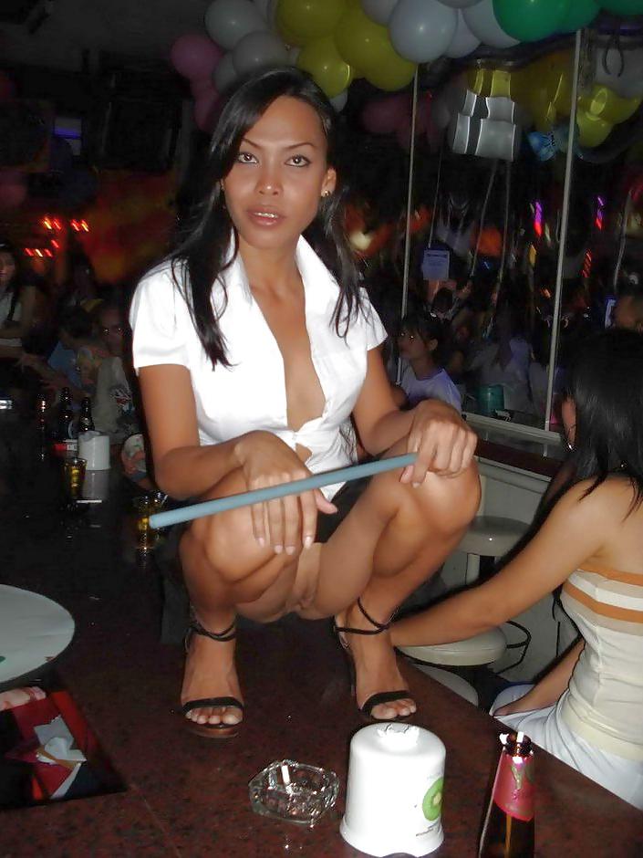 25P Ladyboy Schoolgirls Party