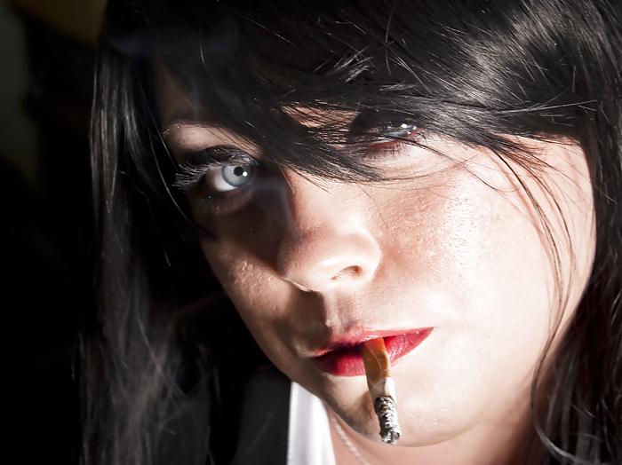 25P Tina Snua Dressed Sexily & Smoking - BBW Fetish 